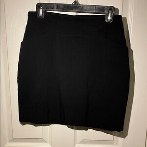 JM Collection Black Pencil Skort w/ Pockets